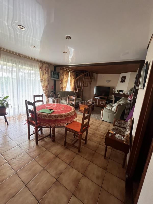 Maison - 115 m² - 4 pièces