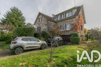 Maison - 180 m² - 6 pièces