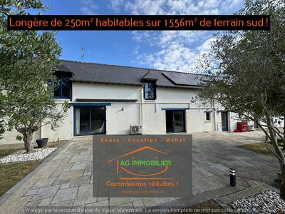 Maison - 250 m² - 6 pièces