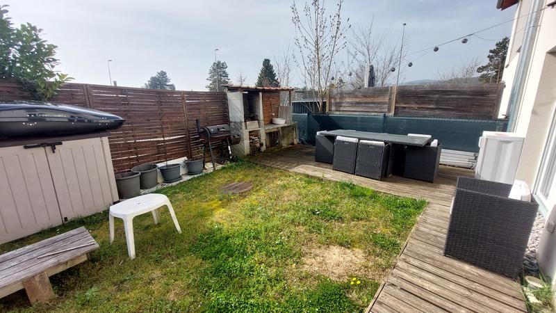 Maison jumelée - 91 m² - 4 pièces