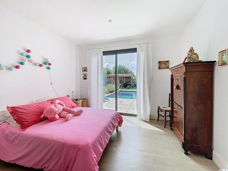 Maison contemporaine - 204 m² - 5 pièces