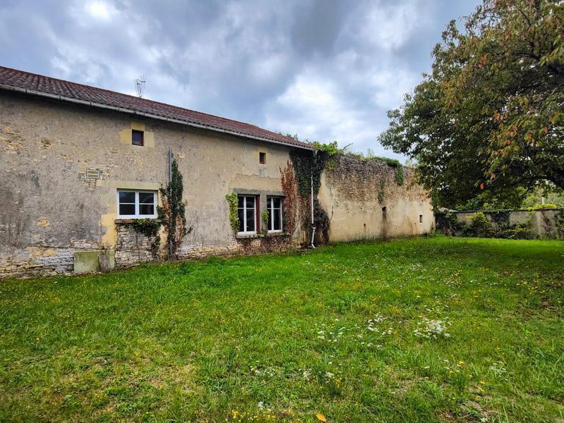 Maison en pierre - 116 m² - 7 pièces