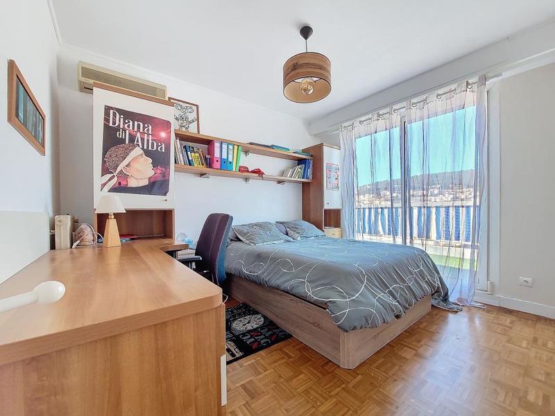 Appartement - 88 m² - 4 pièces