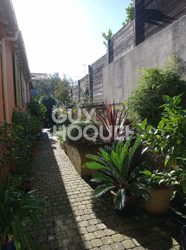 Maison - 179 m² - 8 pièces