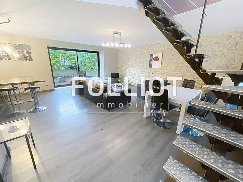 Maison - 105 m² - 5 pièces