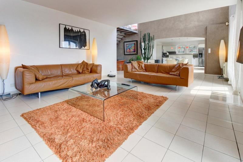 Villa - 230 m² - 8 pièces