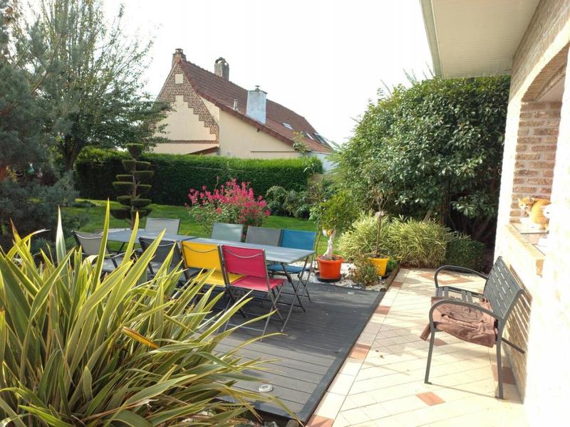 Maison - 213 m² - 10 pièces