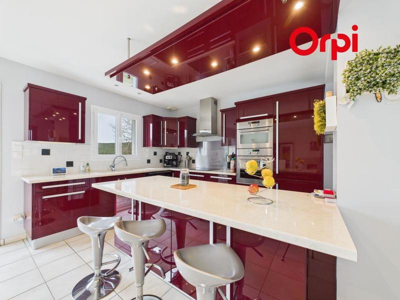 Maison - 127 m² - 6 pièces