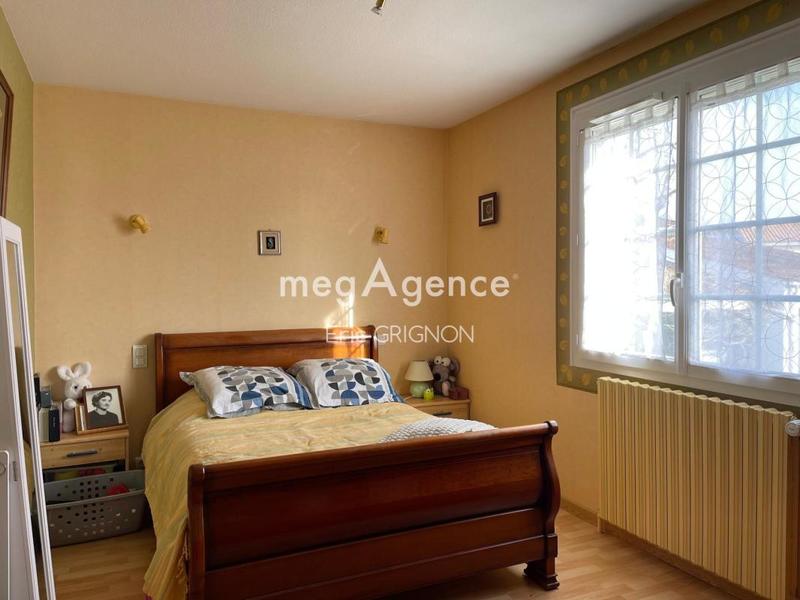 Maison - 230 m² - 5 pièces