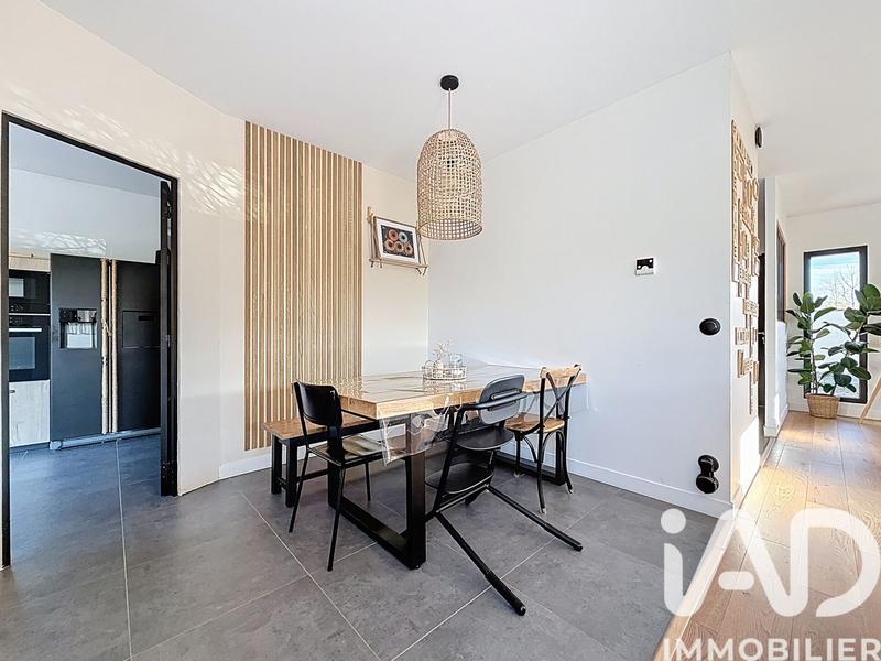 Maison - 142 m² - 6 pièces