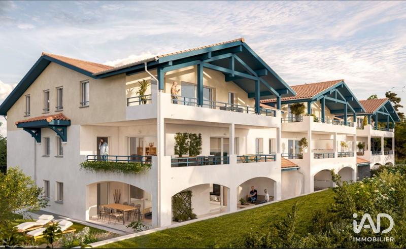 Appartement - 98 m² - 4 pièces