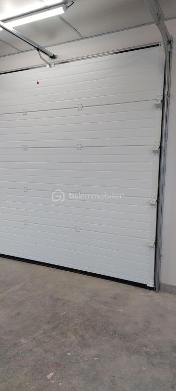 Local commercial - 117 m² - 4 pièces