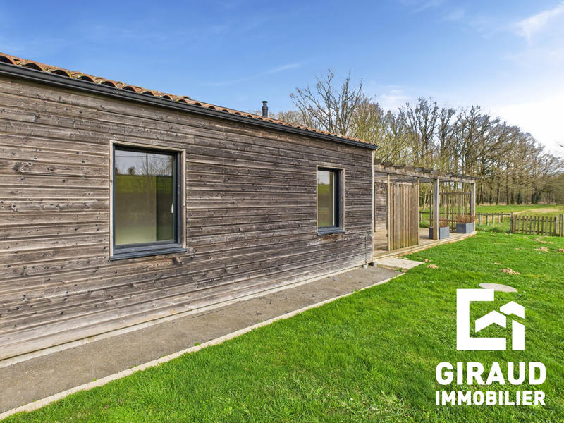 Maison - 92 m² - 4 pièces