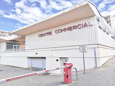 Parking / Garage - 15 m²