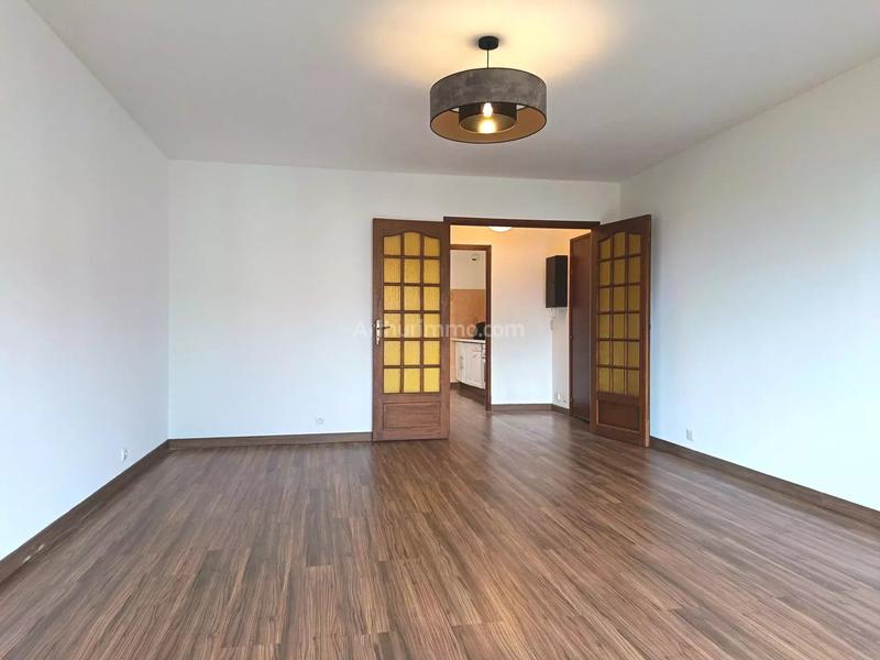 Appartement - 77 m² - 3 pièces