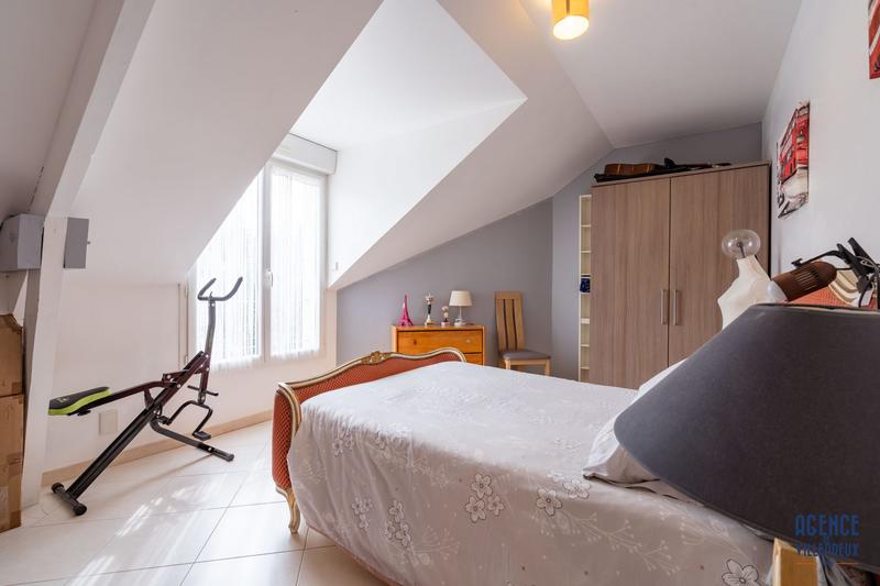 Maison - 155 m² - 5 pièces