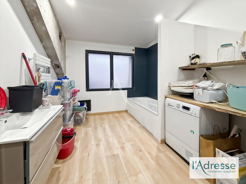 Local d'activité / Entrepôt - 2 000 m² - 5 pièces