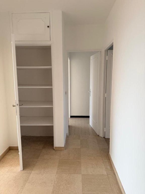 Appartement - 82 m² - 3 pièces