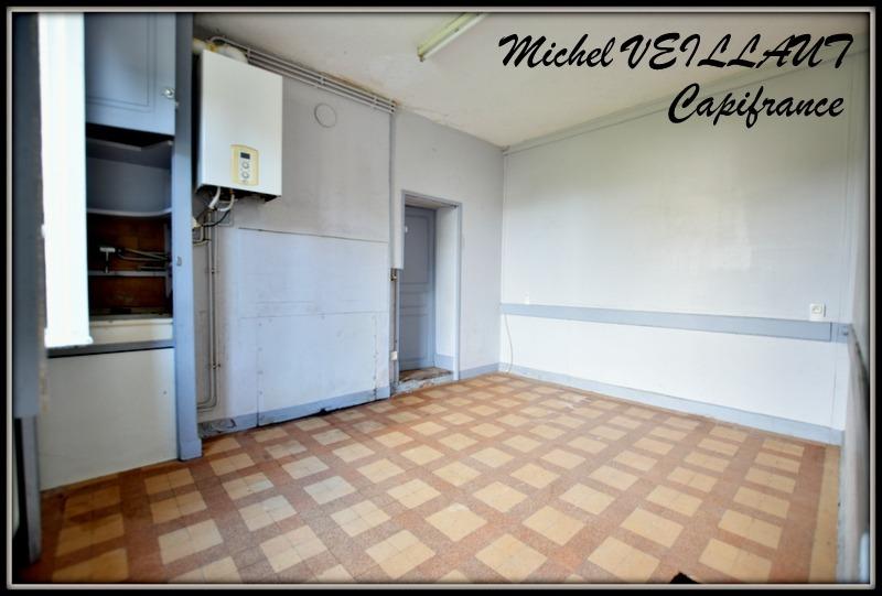 Maison - 95 m² - 8 pièces