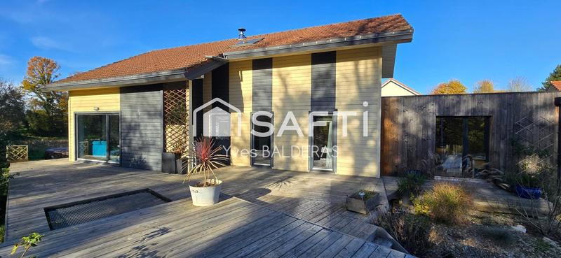 Maison - 150 m² - 8 pièces