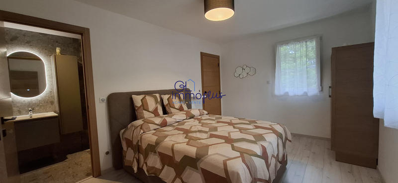 Maison contemporaine - 172 m² - 7 pièces