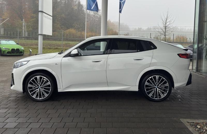 Bmw X2 sDrive 20i 170 Sport / Attache Remorque Harman Kardon Sieges Elec Regulateur de Distance Camera 360°