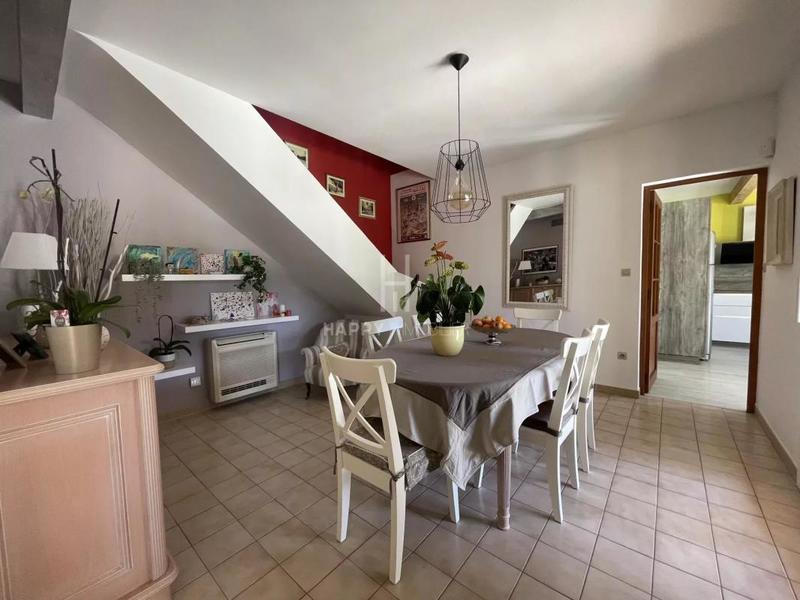 Villa - 218 m² - 7 pièces