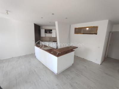 Appartement - 67 m² - 2 pièces