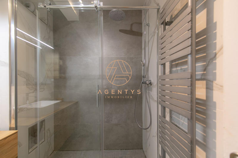 Appartement - 72 m² - 3 pièces