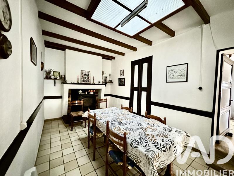 Maison - 271 m² - 10 pièces