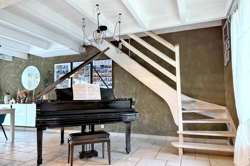 Maison - 180 m² - 7 pièces