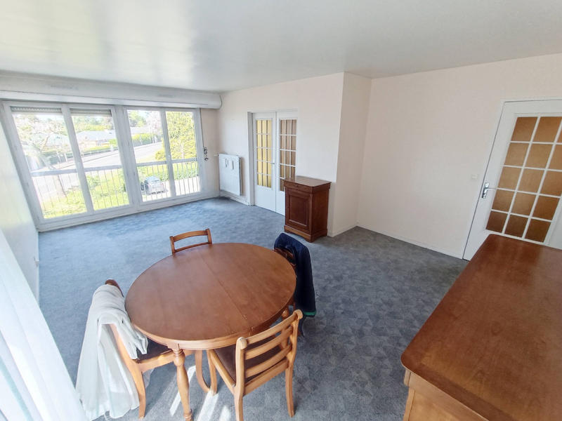 Appartement - 84 m² - 4 pièces