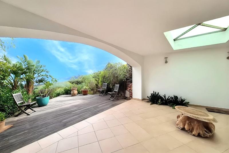 Appartement sur toit - 306 m² - 8 pièces