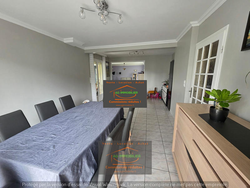 Maison - 141 m² - 7 pièces