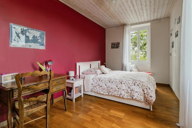 Maison en pierre - 131 m² - 6 pièces