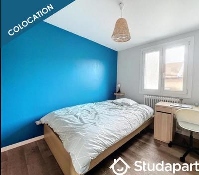 Chambre - 10 m² - 1 pièce