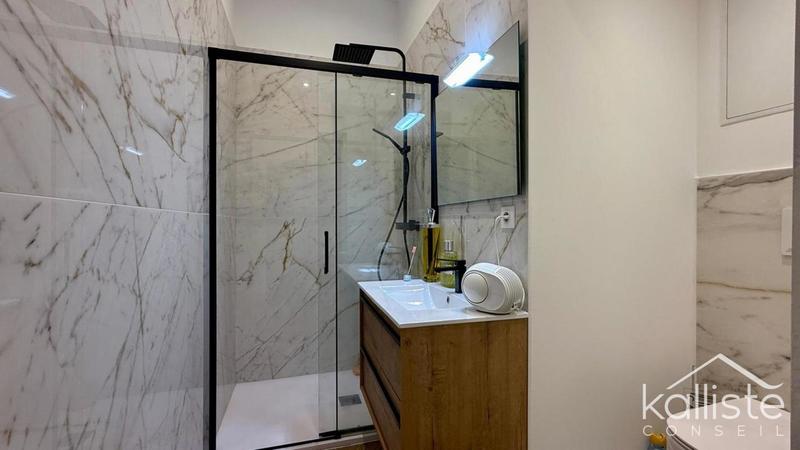 Appartement - 64 m² - 3 pièces