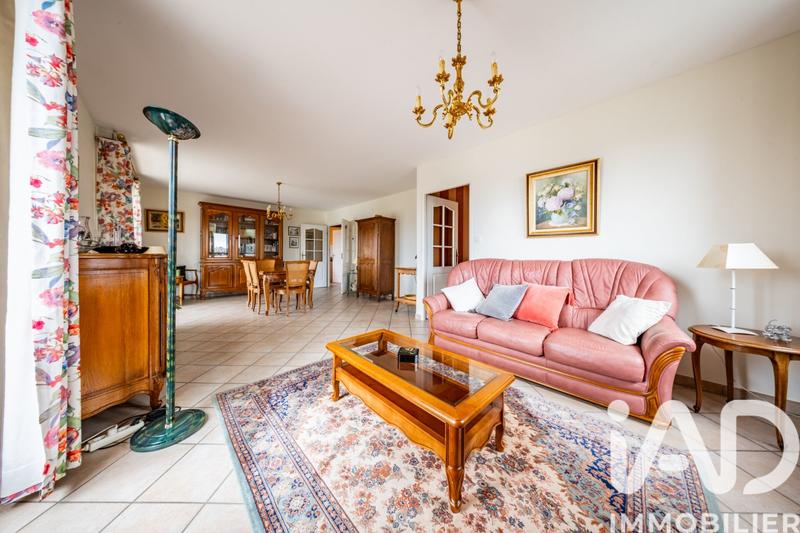 Appartement - 90 m² - 3 pièces