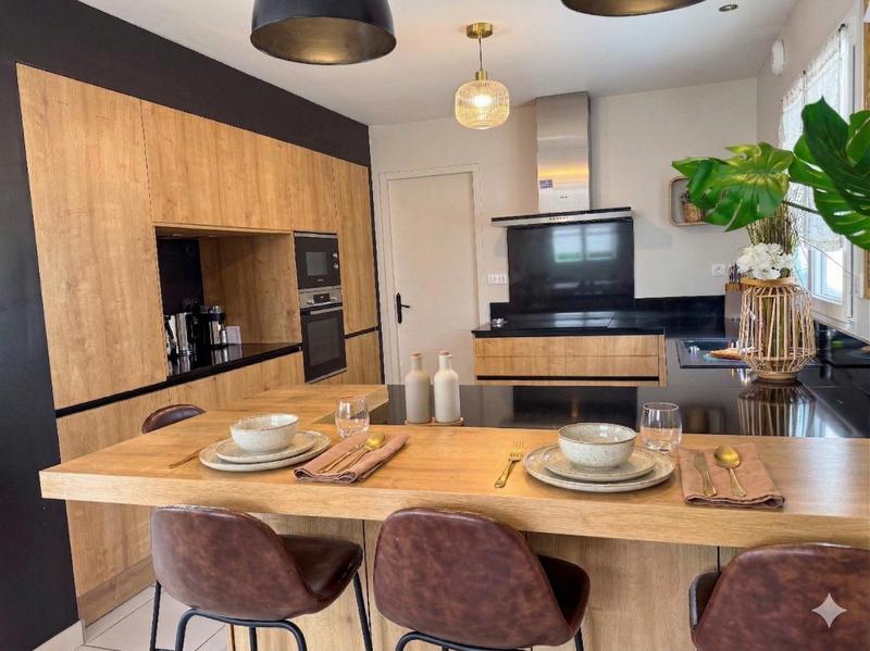 Maison - 130 m² - 7 pièces