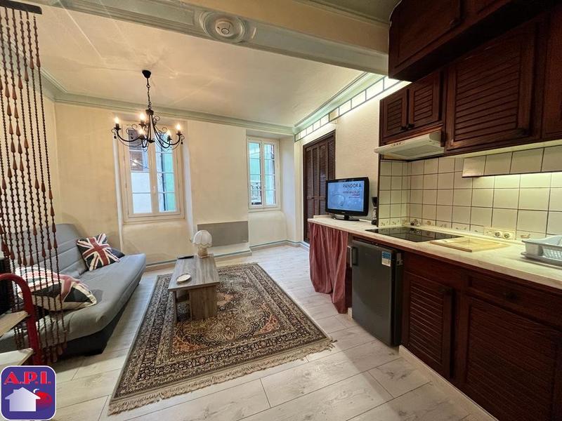 Studio - 24 m² - 1 pièce