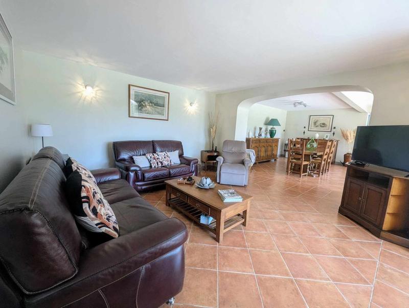 Maison - 183 m² - 5 pièces