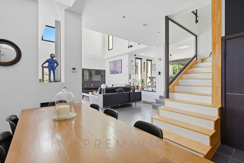 Maison d'architecte - 170 m² - 4 pièces