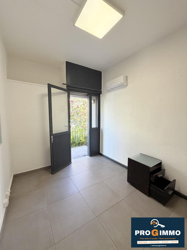 Bureau - 200 m² - 11 pièces