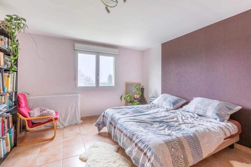 Maison - 235 m² - 6 pièces