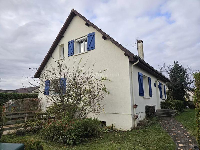 Maison - 97 m² - 6 pièces