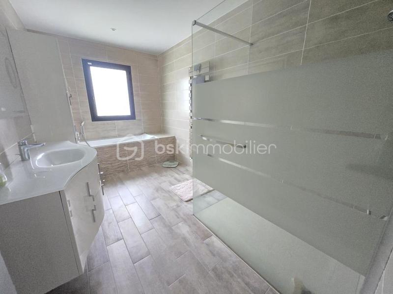 Pavillon - 113 m² - 4 pièces