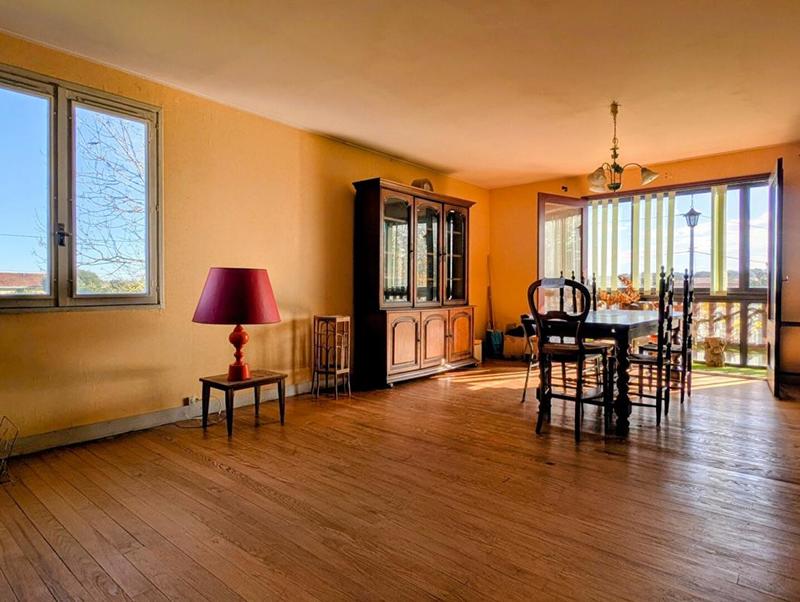 Maison - 116 m² - 6 pièces