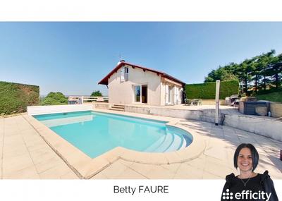 Maison - 110 m² - 5 pièces