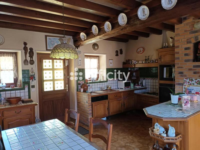 Maison - 200 m² - 7 pièces