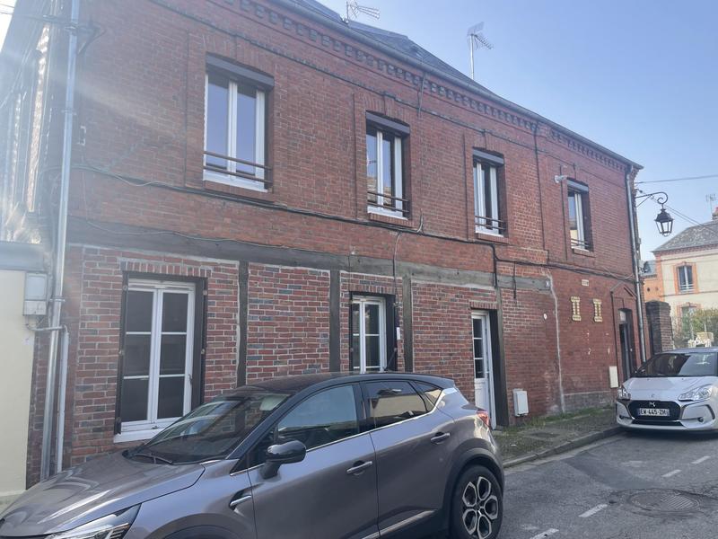 Appartement - 83 m² - 4 pièces